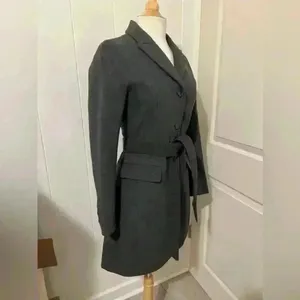 Vintage H&M Trench Coat Gray Size 6 Excellent Used Condition thumbnail 4