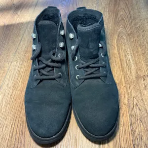 UGG Bethany Boots Womens 8‎ Black Suede Lace Up Sheepskin Booties 1012532 thumbnail 3
