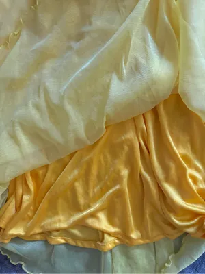 Yellow V thumbnail 4