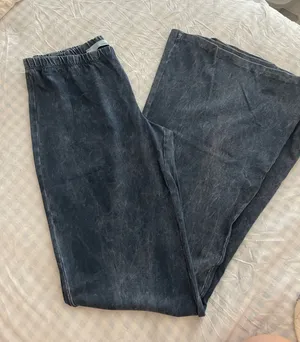 Chocolat Blu Navy Yoga pants thumbnail 1