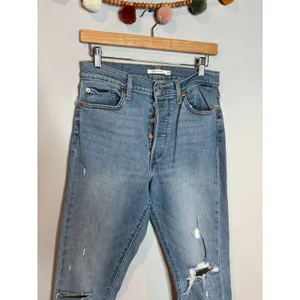 Levi's distressed Wedgie Skinny jeans thumbnail 6