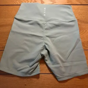 Wilo sage green bike shorts small thumbnail 2