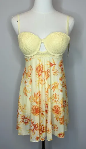 French Affair Anise Flower Lace Robe - Yellow Floral (Size M) thumbnail 1