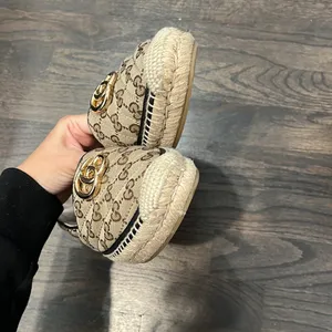 Gucci women’s GG MATELASSÉ CANVAS ESPADRILLE 38.5 thumbnail 5