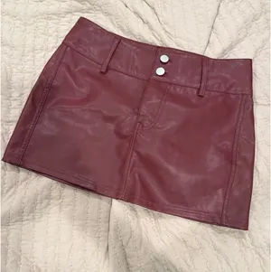 NWOT Princess Polly Red Pleather Skirt thumbnail 3