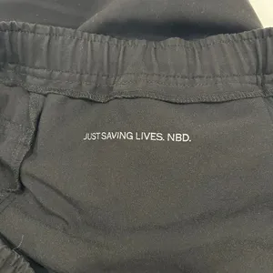 FIGS Black Scrub Jogger Pants Women’s Large Short Technical Collection thumbnail 4