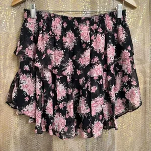 LoveShackFancy Pink Black Floral Garden Tiered Mini Skirt Large 100% Silk thumbnail 2