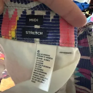 American Eagle multicolored southwest size 6 midi shorts thumbnail 2