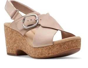 Clarks Giselle Dove Wedge Sandals Slingback Straps sand Nubuck Womens size 9 thumbnail 1