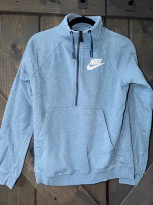 Nike Quarter-Zip Pullover thumbnail 1