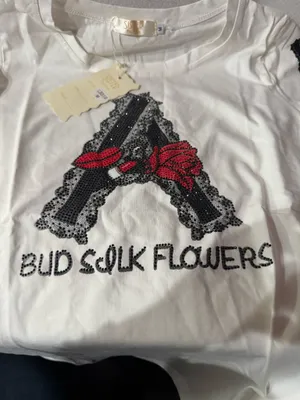 Sister fashion white and Black t shirt size M thumbnail 1