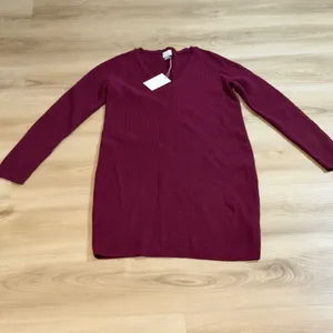 A New Day Dress Burgundy XS Women V-Neck Ribbed Knit Mini NEW FLAWED thumbnail 10