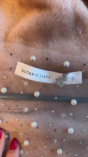 Altar'd State top  thumbnail 3