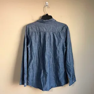 Old navy‎ medium blue blouse thumbnail 4