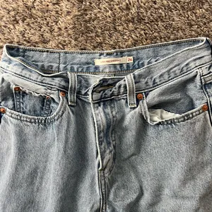 Mid wash denim Levi’s low pros straight jeans thumbnail 5