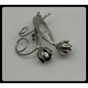 Tulip Flower Brooch Women Silver Tone Textured Leaf Floral Pin‎ thumbnail 2