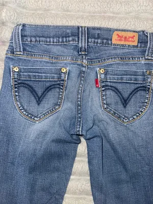 Levi’s 524 Too Superlow Low Rise Jeans Size 0 thumbnail 8