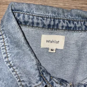 Wishlist Women's Boutique Denim Long Sleeve Button Up Size Medium thumbnail 2