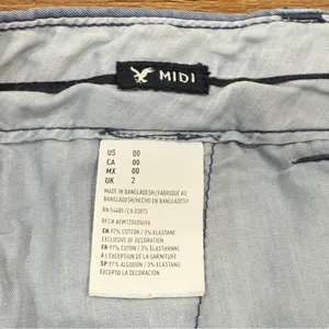 American Eagle Stretch Midi Khaki Shorts thumbnail 10