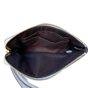 Coach New York Corner Zip Ivory Cream Leather Gold Hardware Pouch Wristlet thumbnail 8