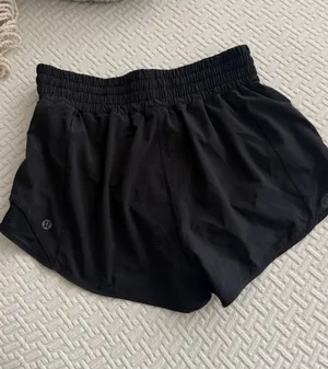 Lululemon Shorts Hotty Hot 2.5" thumbnail 1