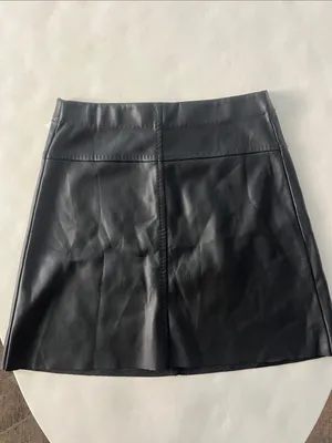 MAX STUDIO Black Faux Leather Mini Skirt A Line Soft Pull On XS $118 thumbnail 2