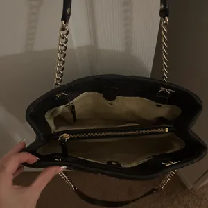Kate Spade New York Sedgewick Place Small Phoebe Shoulder Bag thumbnail 5