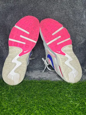 Nike Air Max White Multi-Color Sneakers Women’s US 6 thumbnail 7
