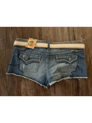 NWT Y2K Hint Jeans Distressed Denim Micro Jean Shorts Belt Sz 11 thumbnail 3
