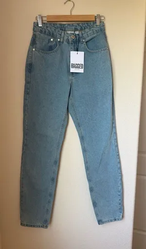 The Ragged Priest Cougar Mom Jeans Size 6 BNWT thumbnail 1