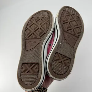 Converse Chuck Taylor Shoes 8 Pink Low Top Canvas Bella Swan Grunge Mall Goth thumbnail 4