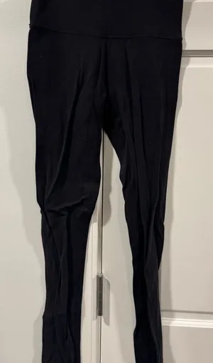 TNA Jet Black High-Waisted Leggings thumbnail 1