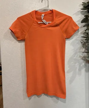 Orange, Lululemon shirt thumbnail 1