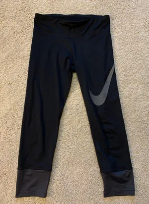 Nike Leggings / Capri thumbnail 1