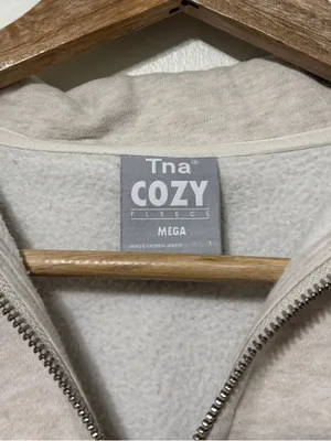 ARITZIA TNA Cozy Fleece Mega 1/4 Zip Oversized Pullover Sweatshirt Small Cream thumbnail 3