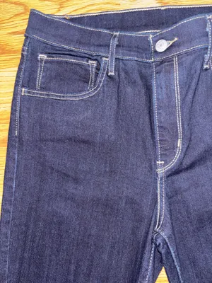 Levi’s Mid Rise Skinny Jeans Women’s Waist Size 30 Length 30 Dark Blue Wash READ thumbnail 9