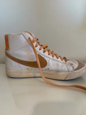 Orange Nike Blazers thumbnail 3