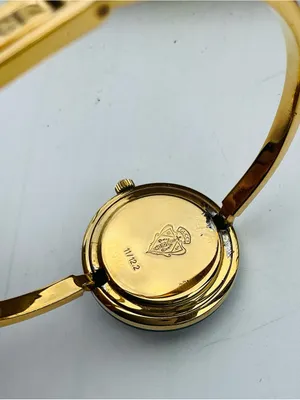 Gucci Gold Bangle Watch with beautiful bezels💛💙💚❤️💜🩵 thumbnail 10