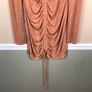 NWT Women’s Carley Long Sleeve Deep V-Neck Cinched Mini Dress thumbnail 3