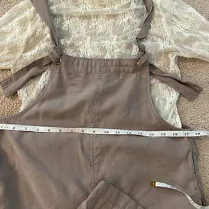 Forever 21 🌿EUC Women’s Adjustable Tie Overalls Beige Size Small Boho Style🌿 thumbnail 7