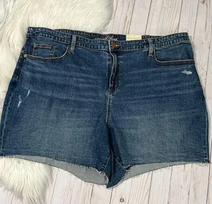 Universal Thread Boyfriend Shorts Size 26W NWT thumbnail 1