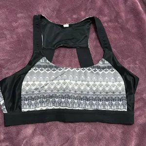 Alo Yoga Cortina Bra- Size M thumbnail 1