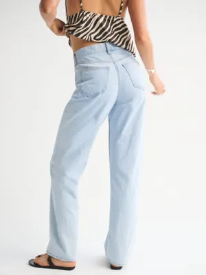 Abercrombie High Rise Loose Jean thumbnail 4