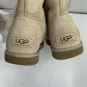 UGG Australia Size‎ 6 Boots Classic Short Beige Suede Leather Sheepskin Women’s thumbnail 6