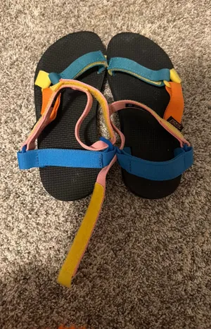 Teva Sandals thumbnail 1