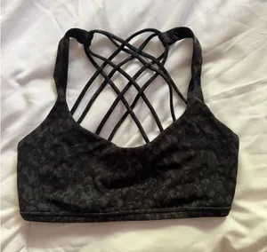 Lululemon Sports Bra thumbnail 1