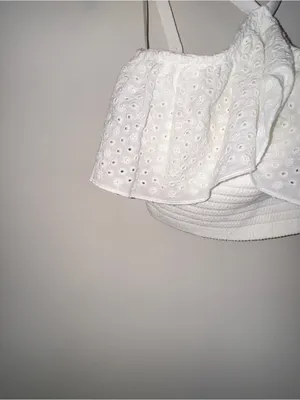 Zara Embroidered Eyelet Knit Cropped Halter Top White 4331/129 Smalll thumbnail 2