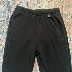 The North Face High Rise Black Women’s Jogger Sweatpants Size Medium Black Logo thumbnail 3