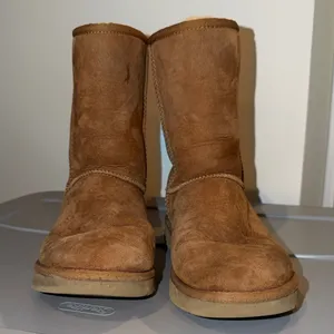 UGG Women's Brown Suede Winter Boots thumbnail 2