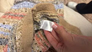 Knitted sweater Multiple thumbnail 4